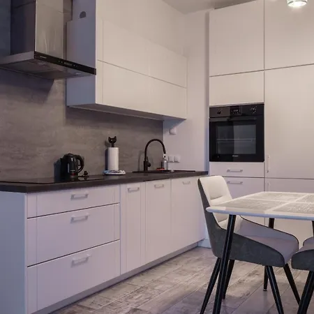 Spacious Apartment - Mokotow - Balcony - Garage Apartman Varsó
